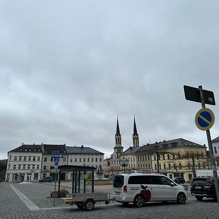 Oelsnitz  Kleinzimmer Am Markt מראה חיצוני תמונה