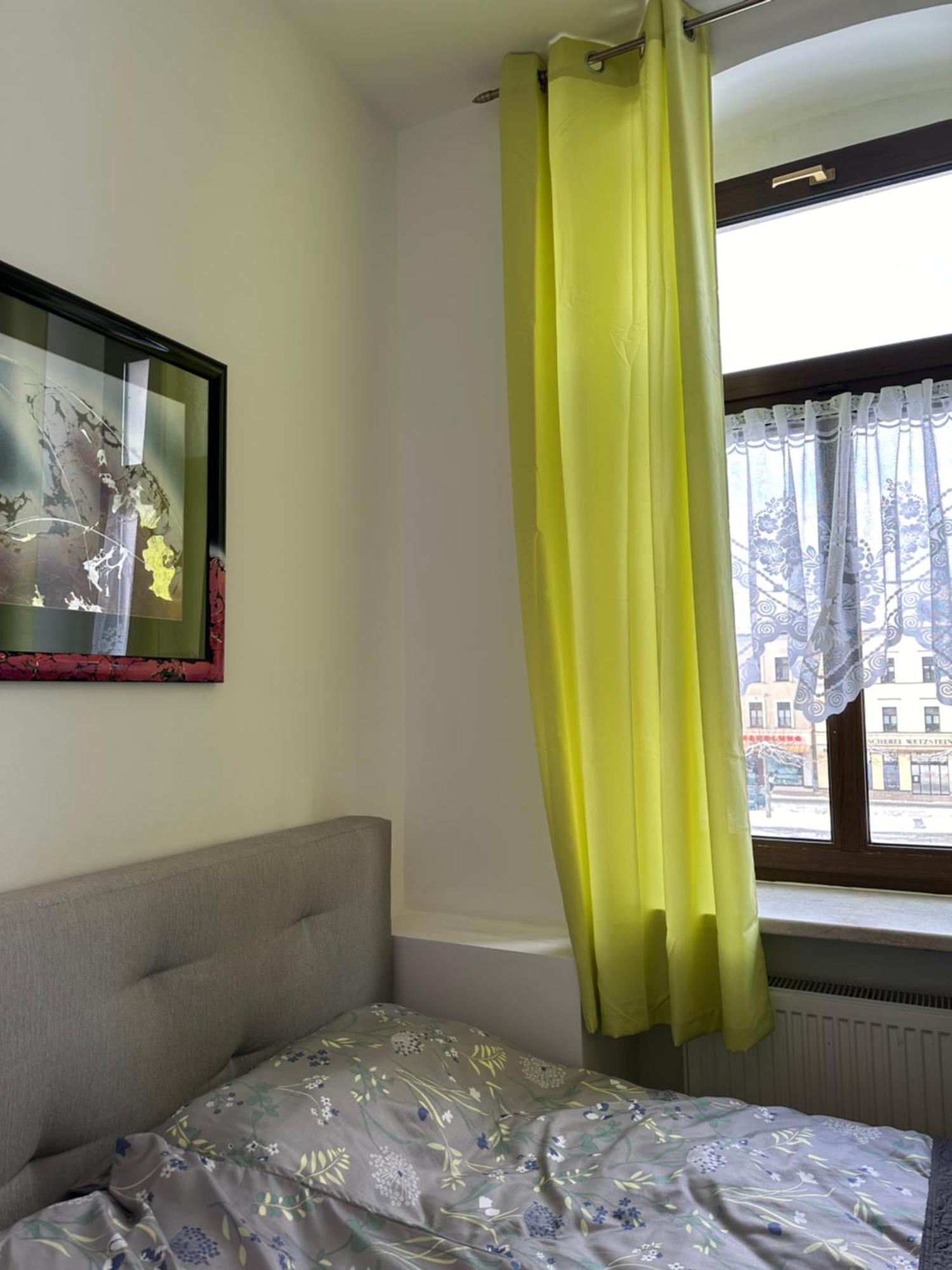 Oelsnitz  Kleinzimmer Am Markt מראה חיצוני תמונה